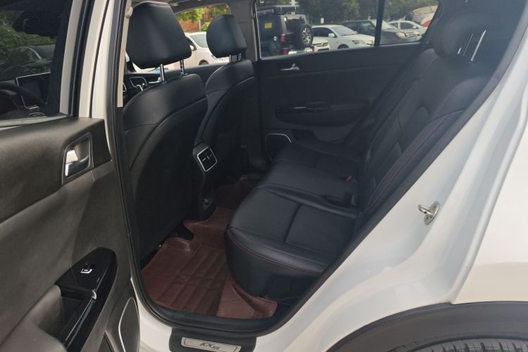 起亚KX5 2019款 1.6T 自动两驱豪华版中控内饰7004