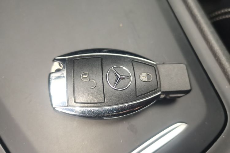 奔驰GLA 2016款 GLA 200 时尚型中控内饰7001