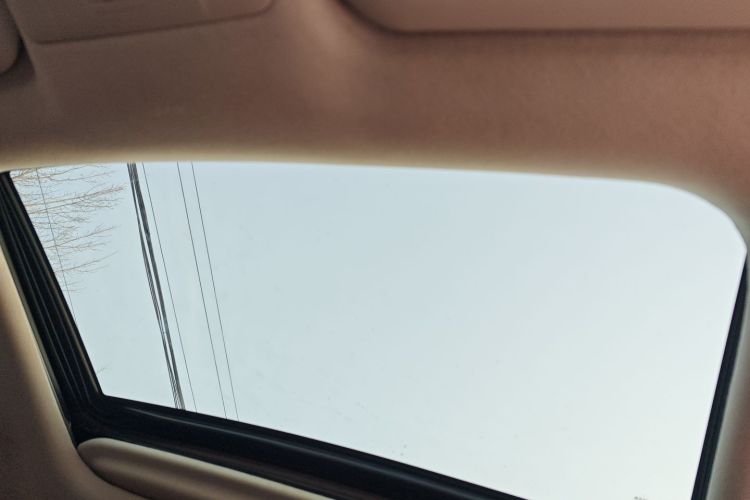 丰田 卡罗拉 2019款 1.2T S-CVT GL-i精英版中控内饰22