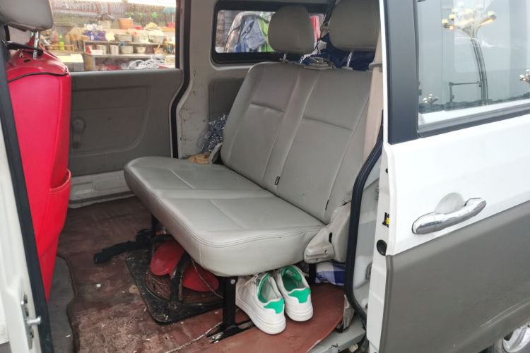 金杯 新海狮X30L 2019款 1.5L财富版国VI SWC15M中控内饰21