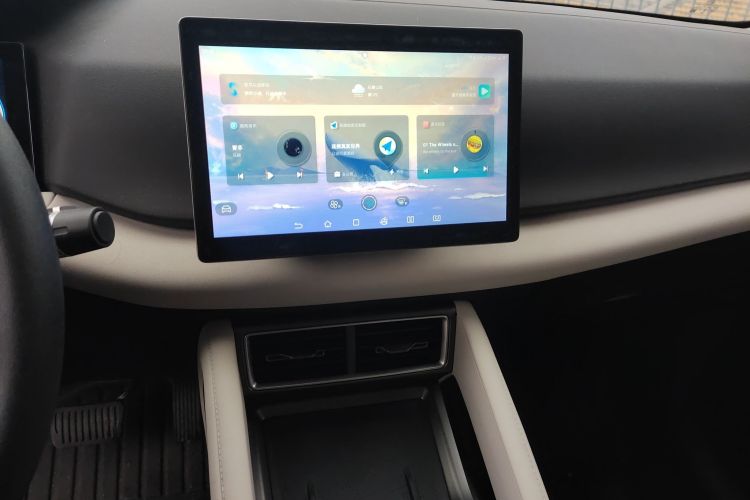 比亚迪 元UP 2024款  401KM 活力版中控内饰16