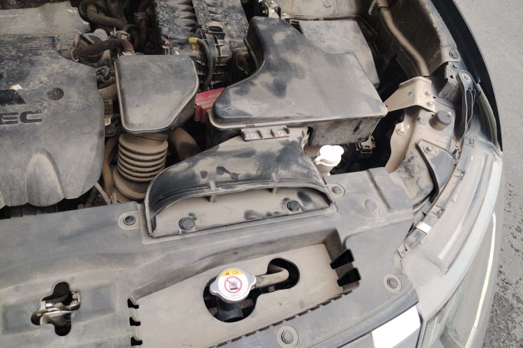 三菱 欧蓝德 2020款 2.4L 四驱致享版 7座局部细节9007