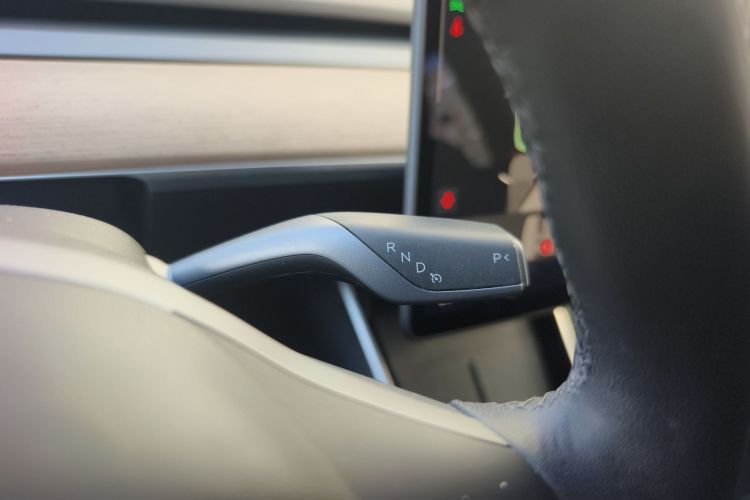 特斯拉 Model 3 2020款 改款 长续航后轮驱动版中控内饰18