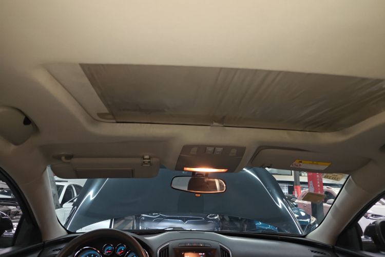 别克 君威 2015款 1.6T 领先技术型中控内饰22