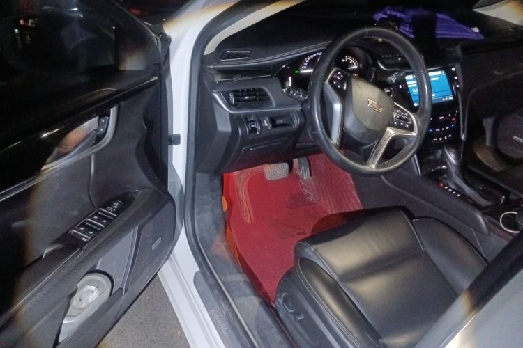 凯迪拉克XTS 2018款 28T 技术型中控内饰20