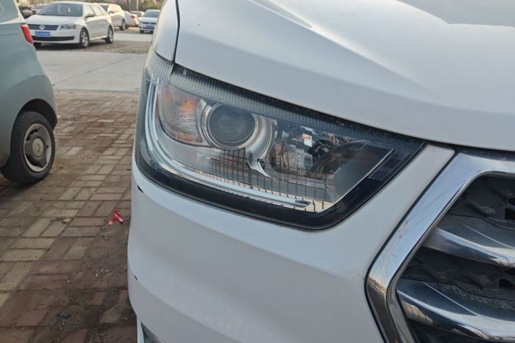 江淮瑞风 瑞风M4 2016款 2.0L 手动豪华智能型车身外观8