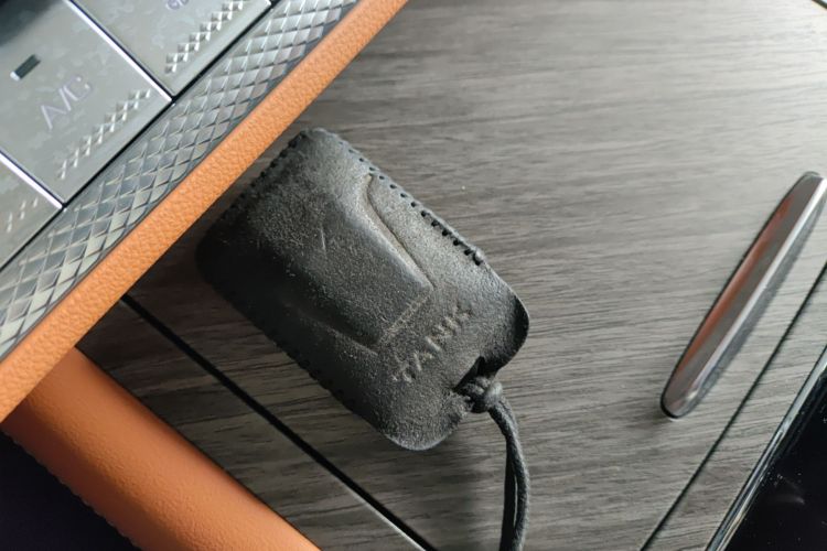 坦克500 2022款 3.0T 运动版 造境型 5座中控内饰7001