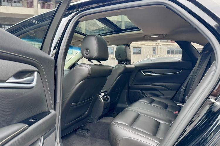 凯迪拉克XTS 2018款 28T 技术型中控内饰21