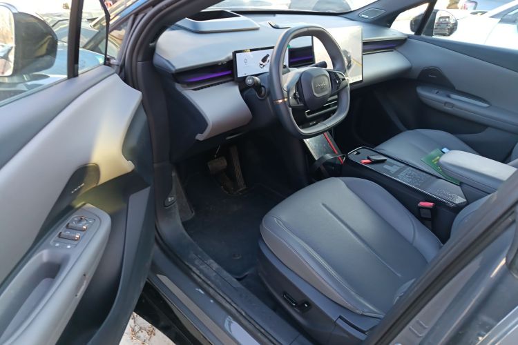 领克Z20 2025款 530km 后驱Max中控内饰20