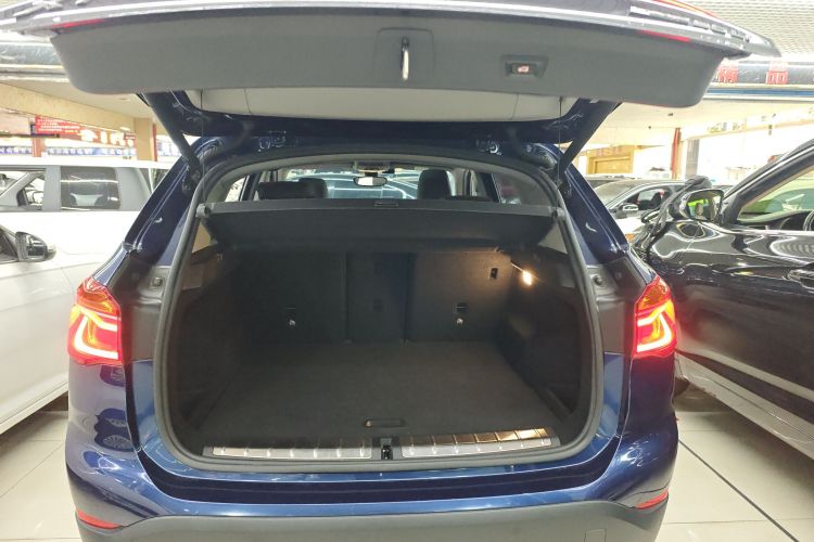 宝马X1 2019款 sDrive20Li 领先型局部细节23