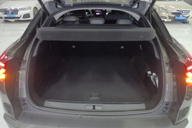 雪铁龙 凡尔赛C5 X 2023款 1.6T 势不凡局部细节23