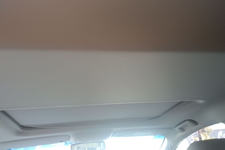 别克GL8 2018款 28T 豪华型 国VI中控内饰22