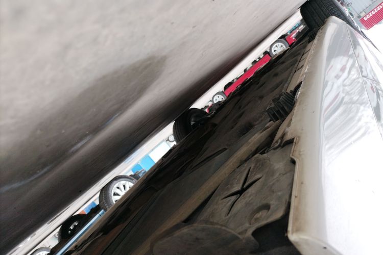 宝马2系旅行车 2016款 218i 运动设计套装局部细节9002