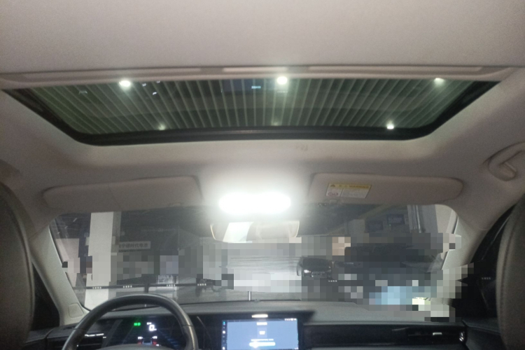 荣威i5 2023款 1.5L CVT尊荣版局部细节22