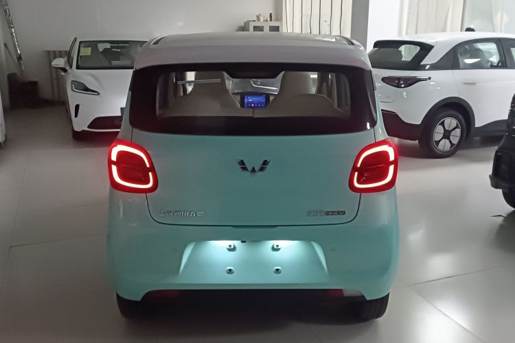 五菱汽车 宏光MINIEV 2025款 四门版 臻享+款车身外观6