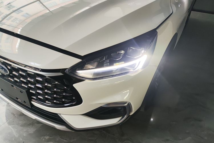 福特 福克斯 2021款 猎装版 EcoBoost 180 自动猎潮型局部细节36