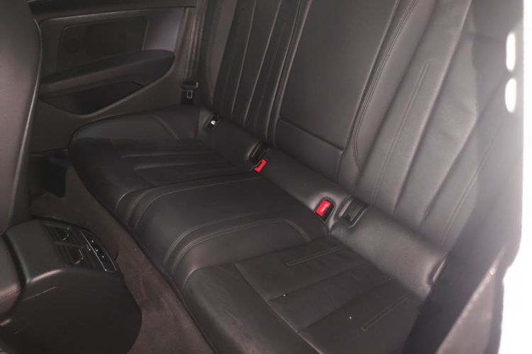 奥迪A5 2020款 Coupe 40 TFSI 时尚型 国VI中控内饰7004