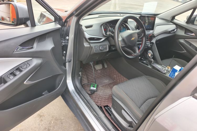 雪佛兰 沃兰多 2020款 轻混 530T 自动劲享版（5+2款）中控内饰20