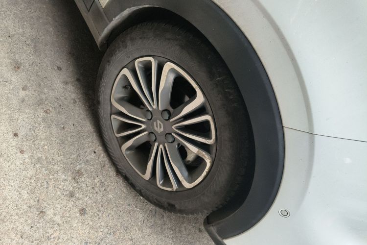 零跑汽车 零跑T03 2020款 400豪华版车身外观10