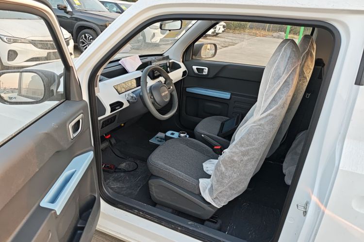 吉利银河 2024款 熊猫mini 200km 耐力熊中控内饰20