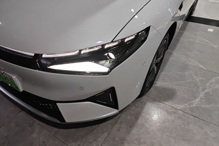 小鹏P5 2022款 550E局部细节36