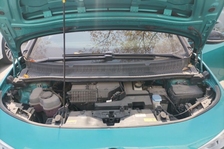 大众ID.3 2022款 Pure 纯净版机舱底盘24