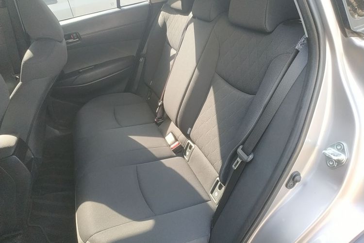 丰田 卡罗拉锐放 2022款 2.0L 先锋版中控内饰7004