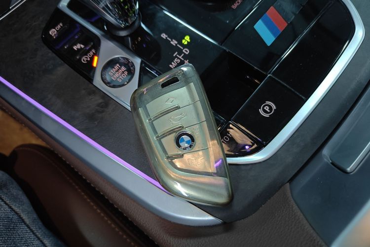 宝马X5(进口) 2021款 改款 xDrive30i M运动套装中控内饰11