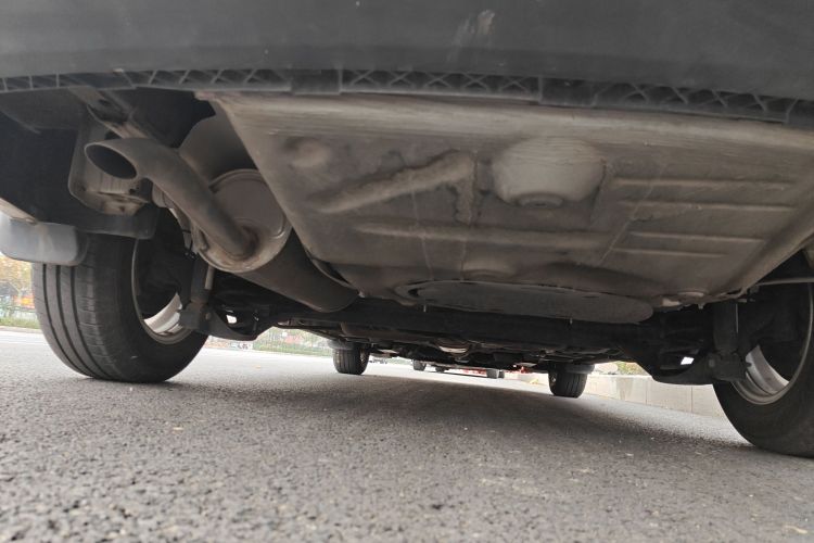 大众 桑塔纳 2021款 1.5L 自动风尚版局部细节9009