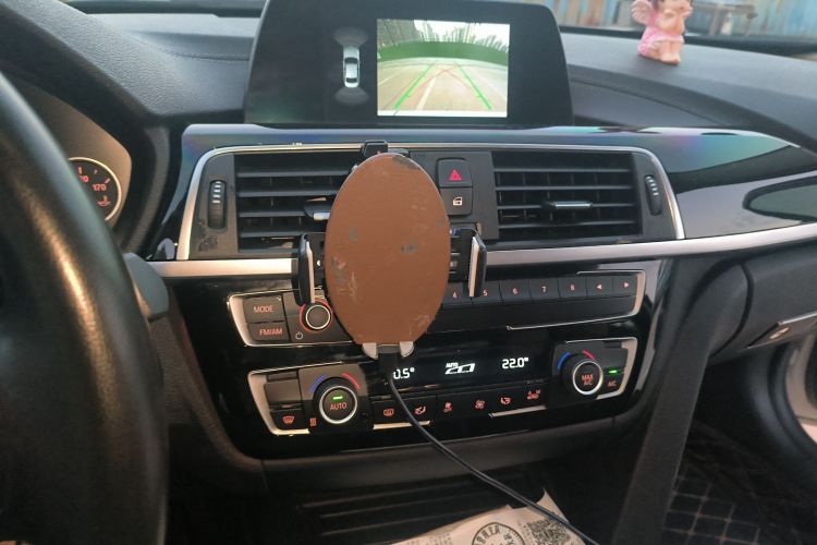 宝马3系 2018款 320Li 时尚型中控内饰16