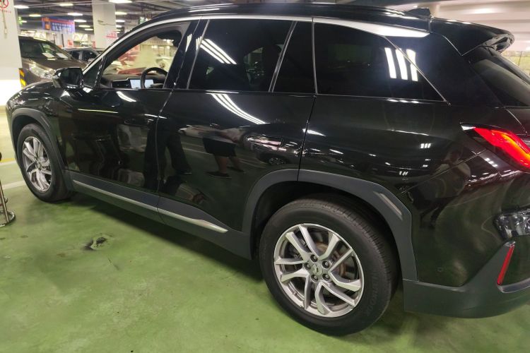 蔚来ES6 2020款 420KM 运动版车身外观6003