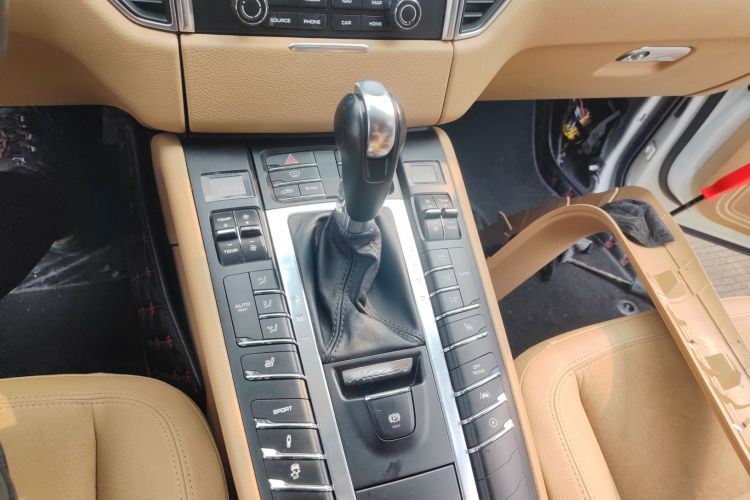 保时捷 2017款  Macan 2.0T局部细节18