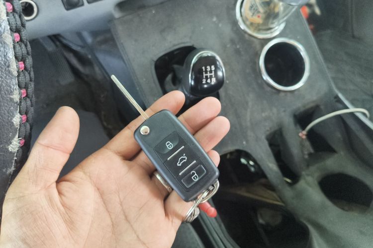 江铃 特顺 2019款 2.8T商运型长轴中顶7座后单胎国VI JX493中控内饰7001