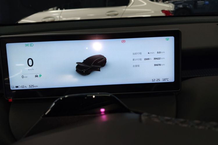 蔚来ET5T 2023款 75kWh Touring中控内饰14