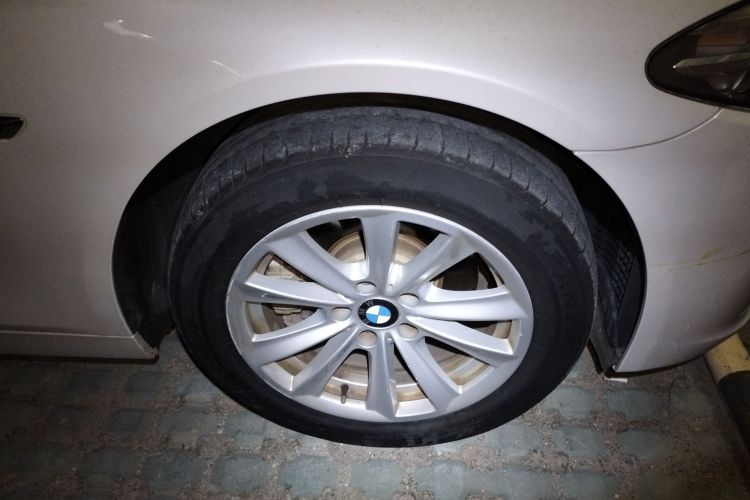 宝马5系 2014款 520Li 典雅型车身外观6007