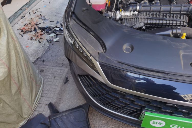 比亚迪 秦PLUS 2025款 DM-i 智驾版 55KM领先型车身外观8