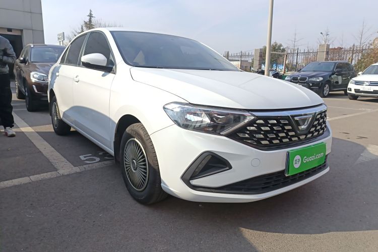 捷达VA3 2024款 1.5L 手动进取版车身外观3