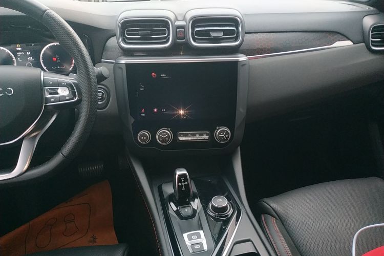 领克03 2019款 1.5TD DCT劲Pro版 国VI中控内饰16