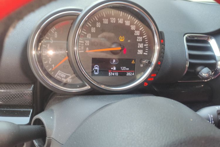 MINI Clubman 2016款 1.5T COOPER中控内饰15