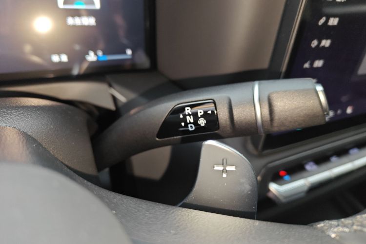 坦克300 2025款 2.0T 挑战者中控内饰18