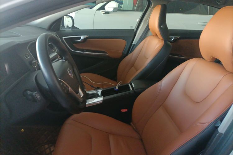 沃尔沃S60 2017款 S60L T3 智进版局部细节19