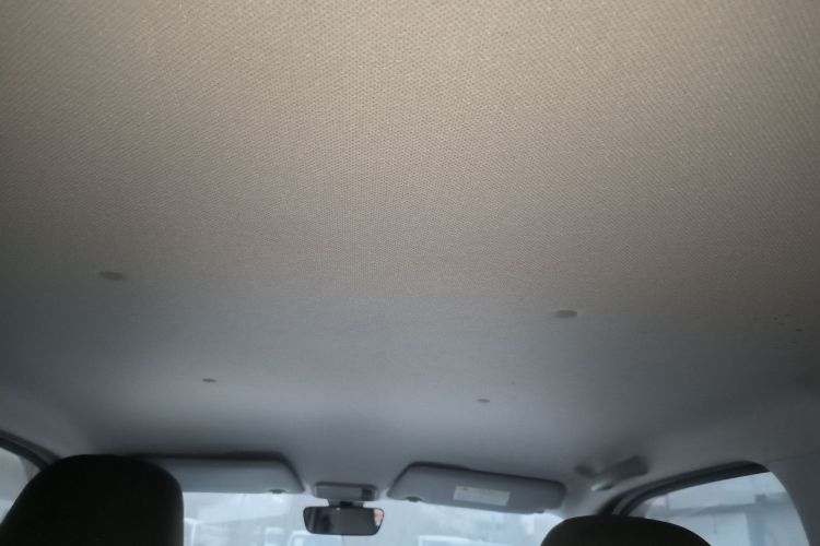 五菱汽车 宏光MINIEV 2024款 第三代 215km 青春版中控内饰22