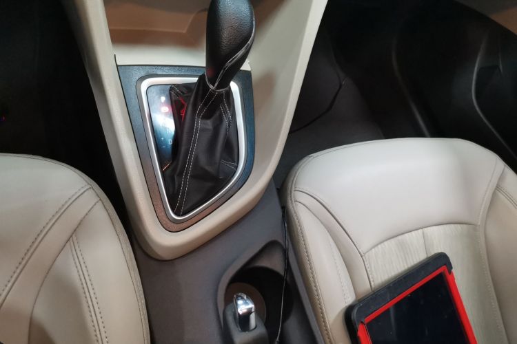 别克 英朗 2017款 15N 自动精英型局部细节18