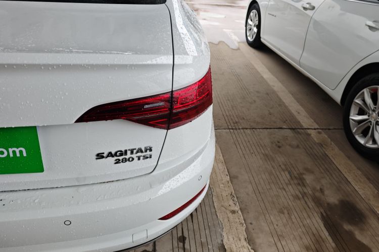 大众 速腾 2019款 280TSI DSG舒适型 国VI车身外观9