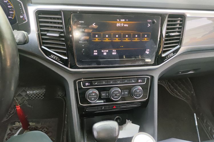 大众 途昂 2020款 330TSI 两驱豪华版 国V中控内饰16