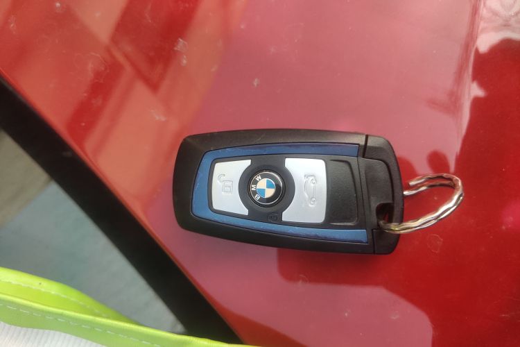 宝马3系 2017款 320Li M运动型中控内饰7001