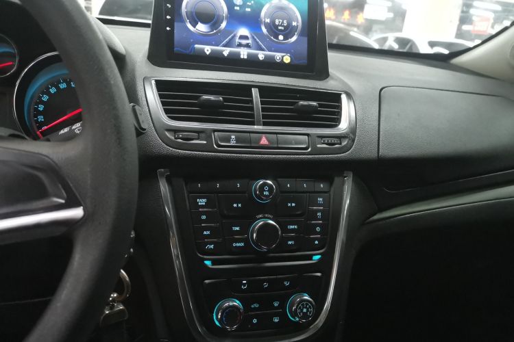 别克 昂科拉 2015款 1.4T 自动两驱都市精英型中控内饰16