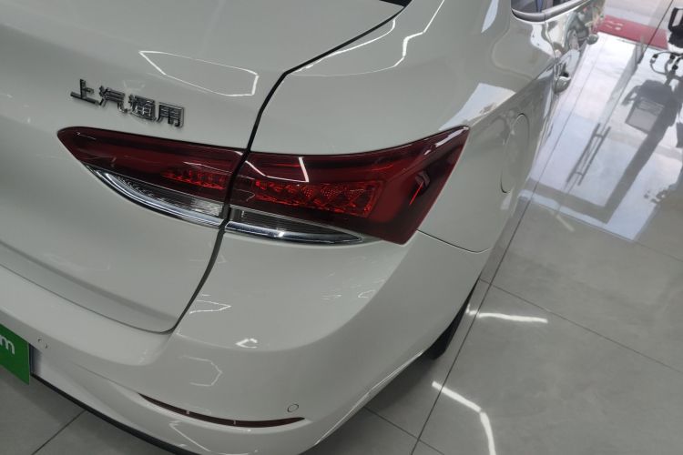 别克 英朗 2019款 18T 自动互联精英型 国VI车身外观9