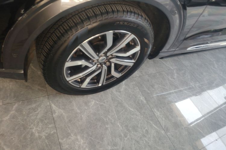 福特 探险者 2023款 EcoBoost 285 四驱钛金版 7座车身外观6007