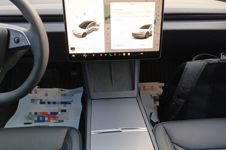 特斯拉 Model 3 2023款 后轮驱动版局部细节16